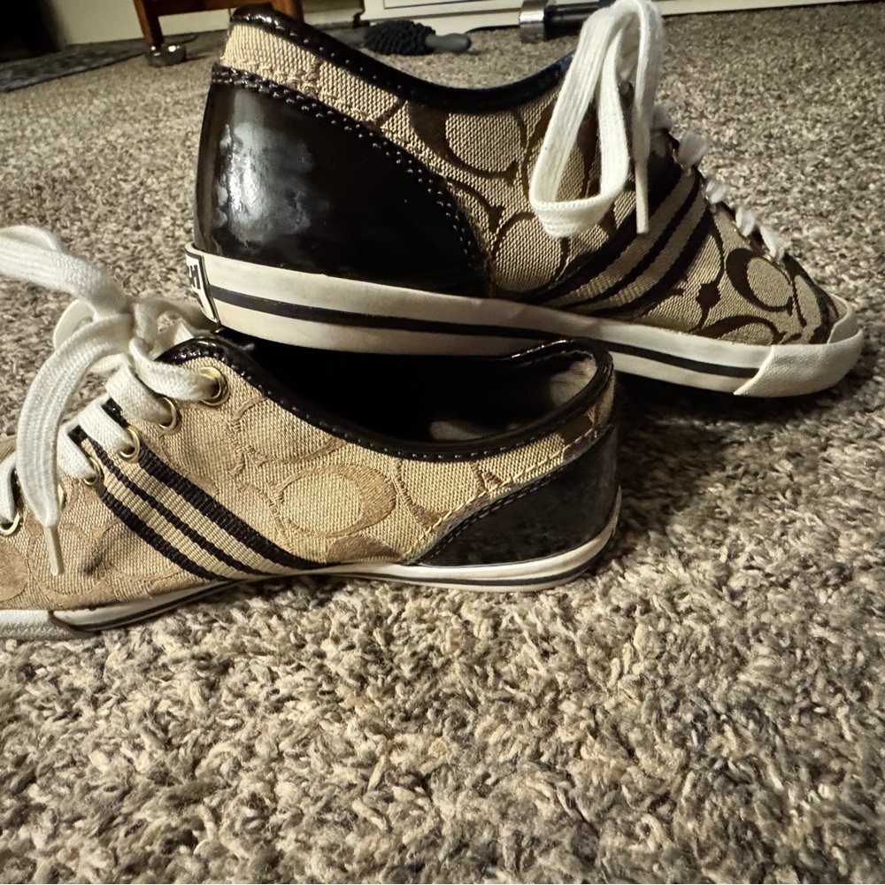 Coach Women's FOLLY classic Tan and Black Signature Sneakers - Picture 5 of 14